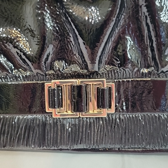 CHARLES DAVID Patent Leather Envelope Clutch Handbag Purse Black Foldover NWT - Picture 2 of 16